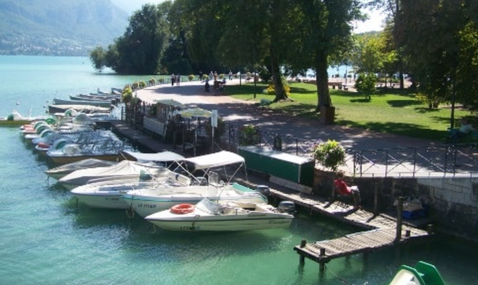 must-see attractions in Annecy