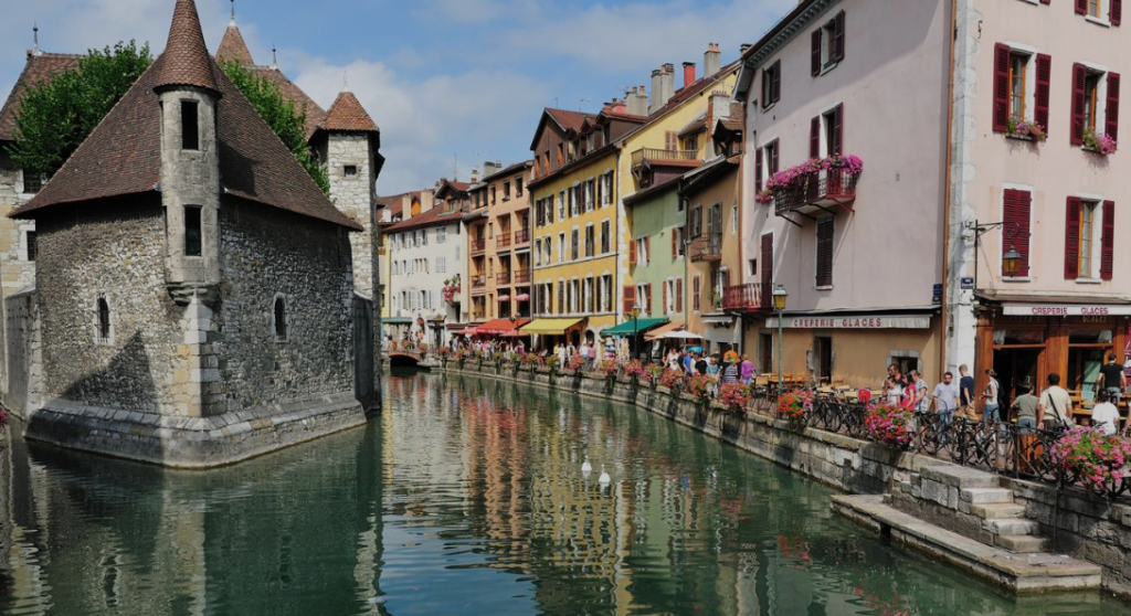 Things to do in Annecy